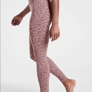 NWT high rise ankle length legging